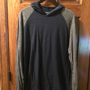 MENS XL BANANA REPUBLIC COTTON T-SHIRT HOODIE